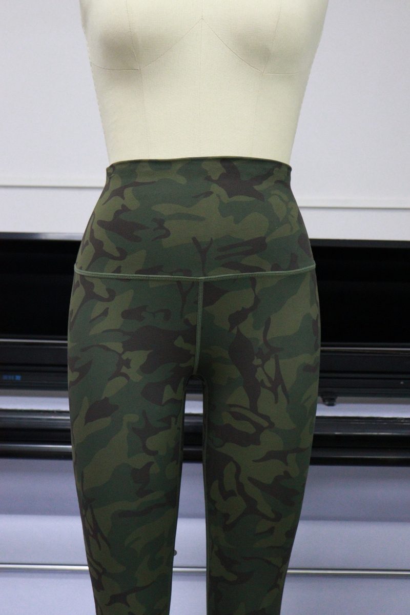 Custom Camo Yoga Leggings, Custom Butt Lift Yoga Pantalon, Custom Sports Yoga Leggings Wholesale Vendor.-YIZHE- Hoodies, Jackets, Sweatshirts, Leggings, Dresses, Rompers, T shirts, Tank tops, Jip, Jeans, Pantalon, Pantalon