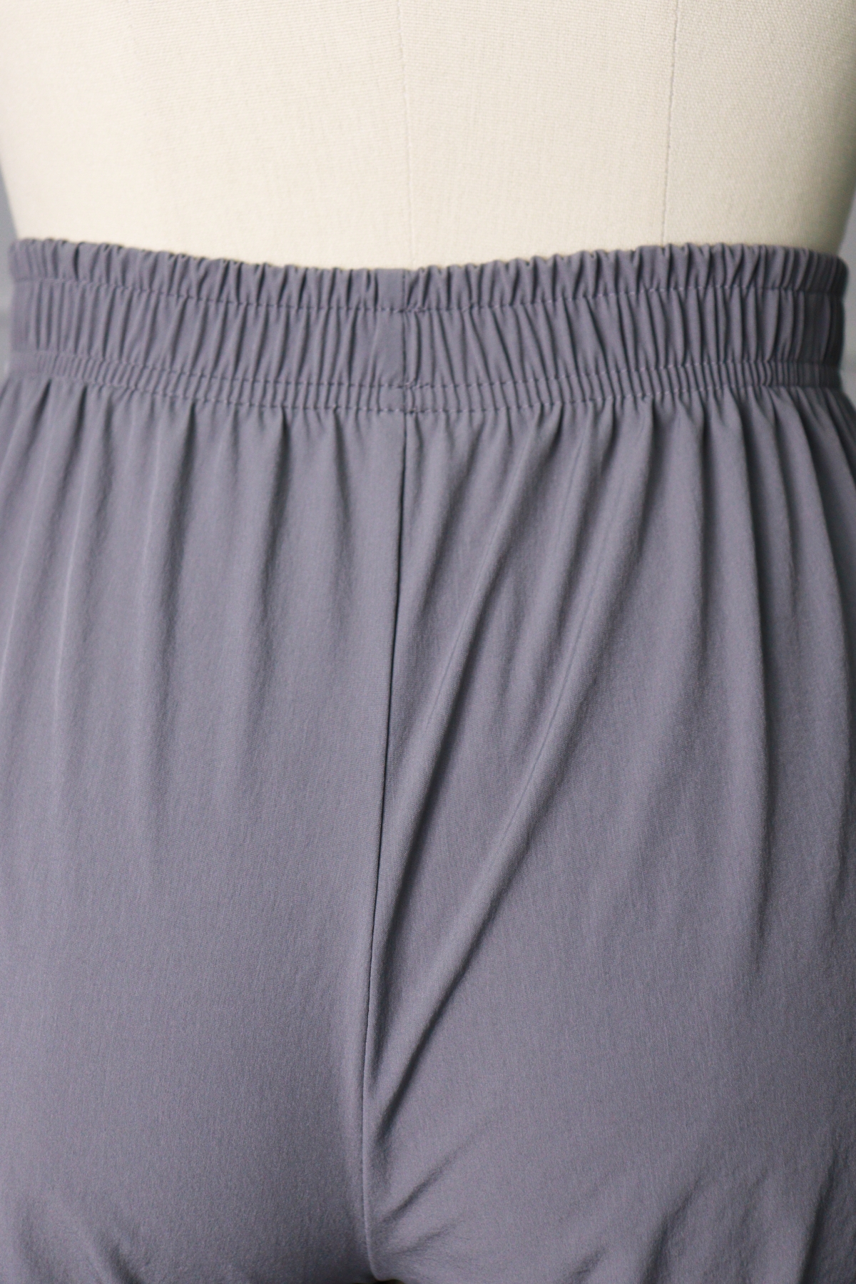 Custom Sports Shorts,Custom Shorts With your logo,Wholesale Sports Shorts Manufacturer China-YIZHE- Hoodies,Jackets,Sweatshirts,Leggings,Dresses,Rompers,T shirts,Tank tops,Skirts,Jeans,Pants,Trousers
