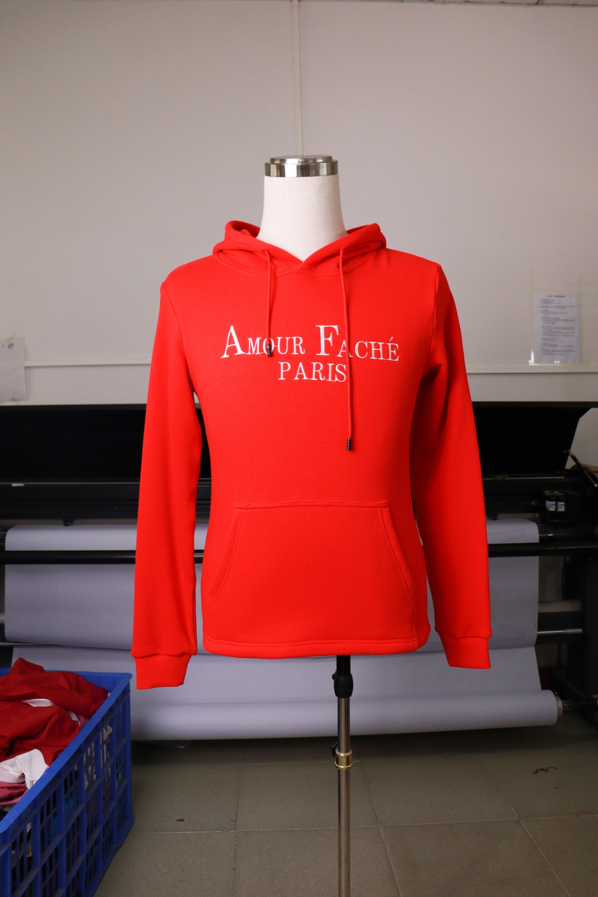 Hoodie ti atẹjade Siliki Aṣa, Aṣa Ṣe Plain Pullover Hoodie, Aṣa Hoodie Cheap Price China-YIZHE- Hoodies, Jakẹti, Sweatshirts, leggings, aso, Rompers, T seeti, Tanki gbepokini, Skirts, Jeans, sokoto, sokoto