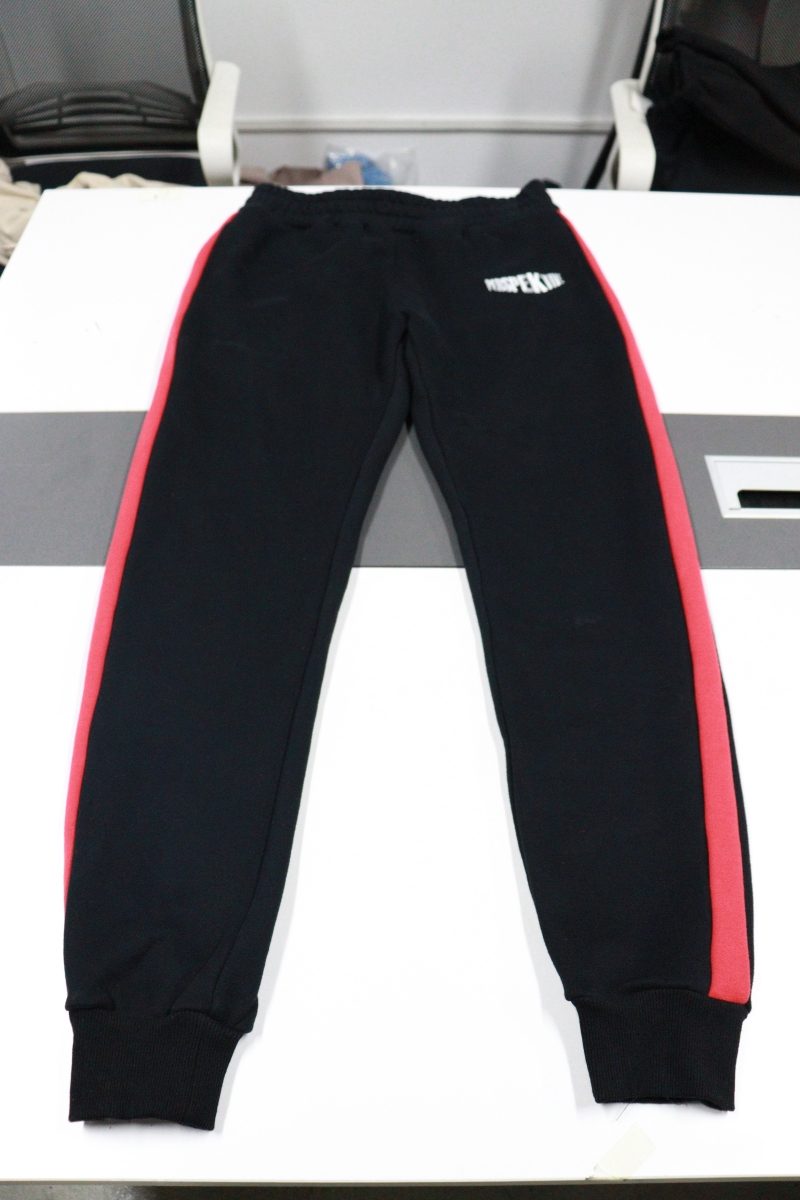 Pantalons de survêtement personnalisés de haute qualité à bas prix, Pantalons de survêtement personnalisés sans minimum, Personnaliser les pantalons de survêtement en ligne Vendeur-YIZHE- Sweats à capuche, Vestes, Sweat-shirts, Leggings, Robes, Barboteuses, T-shirts, Débardeurs, Jupes, Jeans, Pantalons, Pantalons