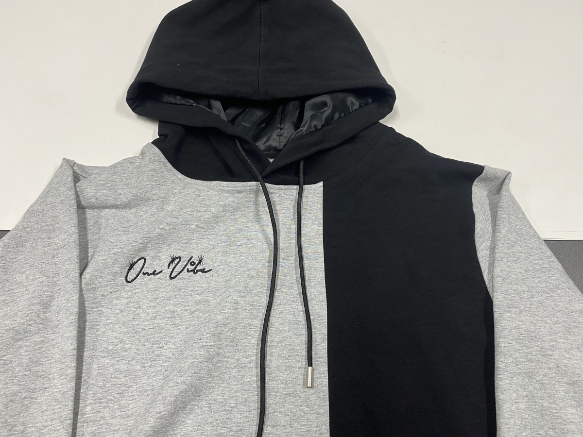 Custom Contrast Color Hoodie,Wholesale Cotton Spandex Hoodie,Color Block Hoodie Manufacturer-YIZHE- Hoodies,Jackets,Sweatshirts,Leggings,Dresses,Rompers,T shirts,Tank tops,Skirts,Jeans,Pants,Trousers